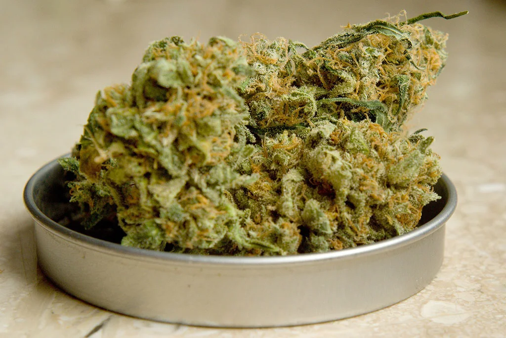 How can we buy marijuana through online from Canada?